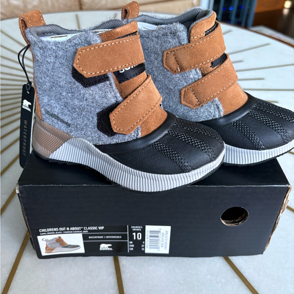 Sorel Kids' Out 'N About Boots - Black, Brown, and Gray